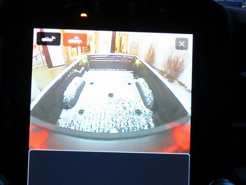 Used 2024 RAM 2500 Limited w/ Safety Group image 32