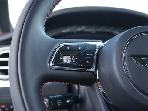 Used 2021 Bentley Bentayga Speed image 23