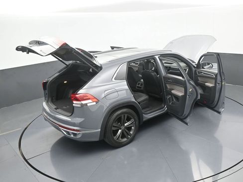 Used 2022 Volkswagen Atlas Cross Sport SEL R-Line image 72