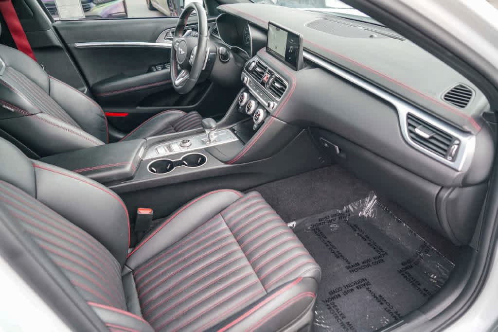 Used 2023 Genesis G70 2.0T w/ Sport Prestige Package RWD image 15