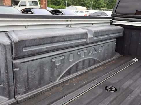 Used 2017 Nissan Titan Platinum Reserve AWD/4WD image 47