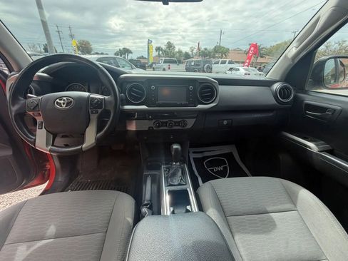 Used 2016 Toyota Tacoma SR5 w/ Towing Package image 11
