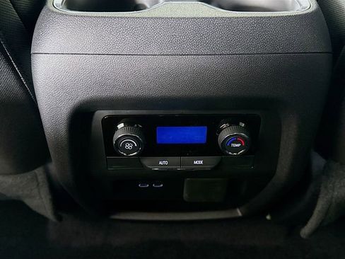 New 2026 Chevrolet Traverse LT w/ Midnight/Sport Edition image 24