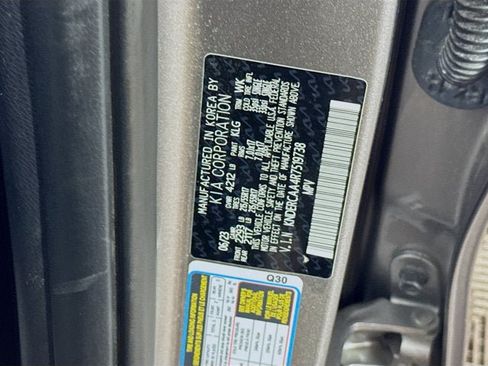 Certified 2024 Kia Seltos EX AWD/4WD image 33
