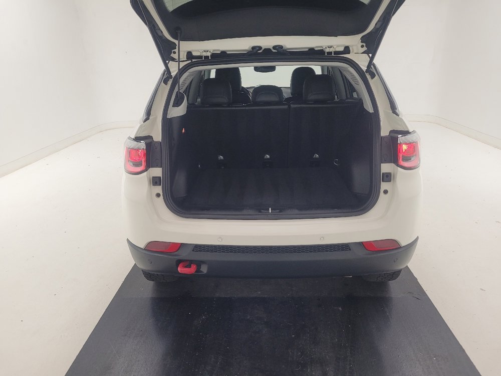 Used 2019 Jeep Compass Trailhawk w/ Leather Interior Group AWD/4WD image 29