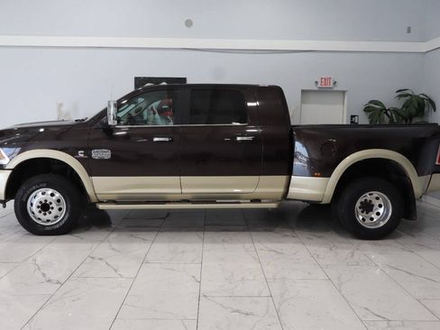 Used 2017 RAM 3500 Laramie Longhorn w/ Cold Weather Group AWD/4WD image 7
