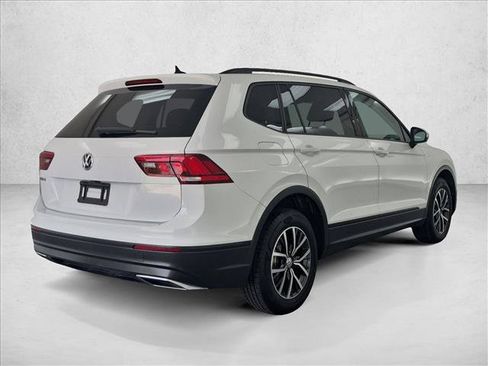 Used 2021 Volkswagen Tiguan S FWD image 5