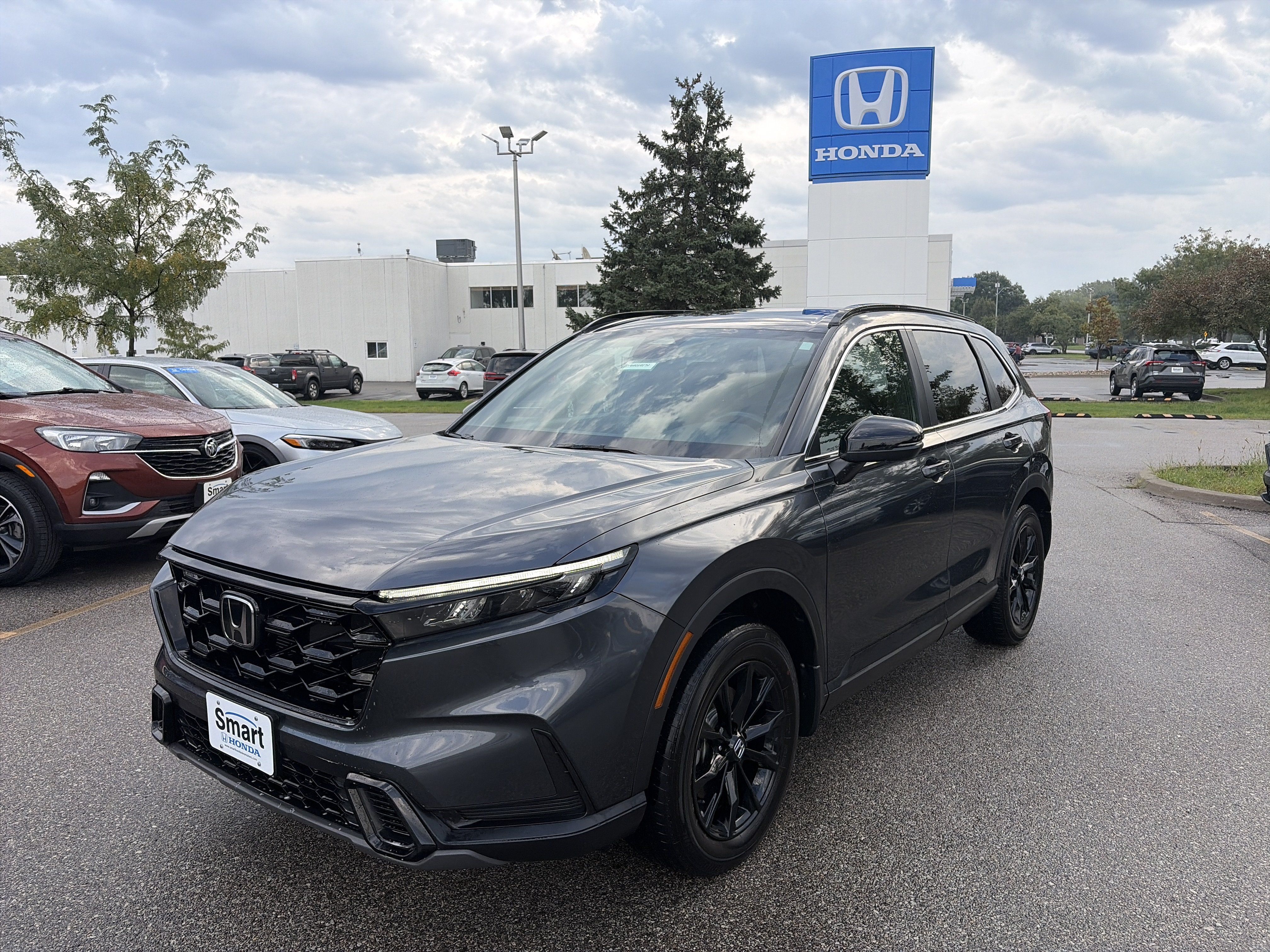 Used 2024 Honda CR-V Sport image 1