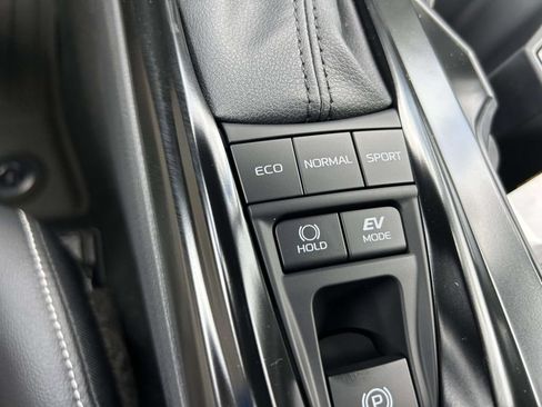 New 2026 Toyota Camry SE FWD image 21
