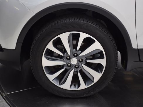 Used 2022 Buick Encore Preferred w/ Safety Package image 11