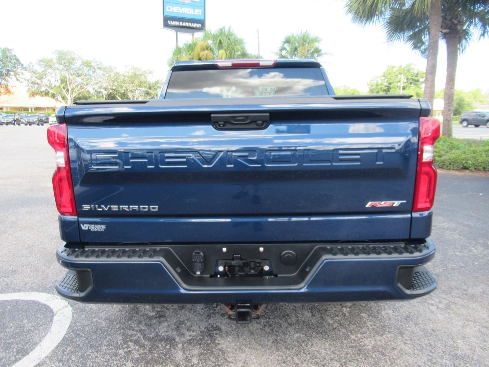 Used 2023 Chevrolet Silverado 1500 RST AWD/4WD image 7