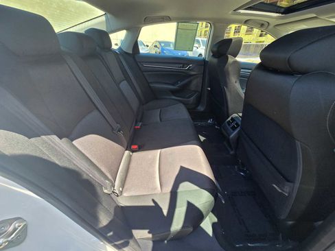 Used 2019 Honda Accord EX image 15