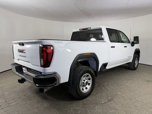 Used 2021 GMC Sierra 3500 4x4 Crew Cab w/ Convenience Package image 9