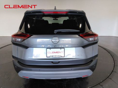 Used 2023 Nissan Rogue S image 7
