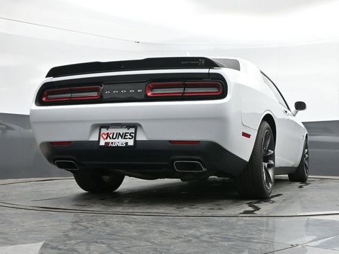 Used 2021 Dodge Challenger R/T Scat Pack RWD image 40
