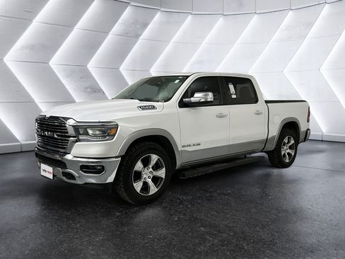 Used 2021 RAM 1500 Laramie AWD/4WD image 3