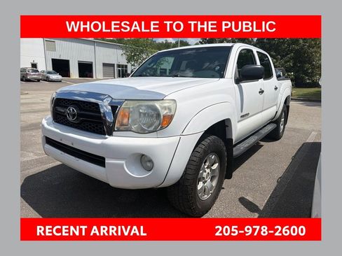 Used 2011 Toyota Tacoma PreRunner w/ TRD Off-Road Pkg image 1