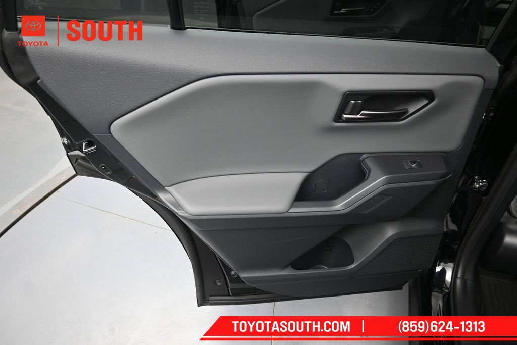 Used 2026 Toyota RAV4 XSE AWD/4WD image 27