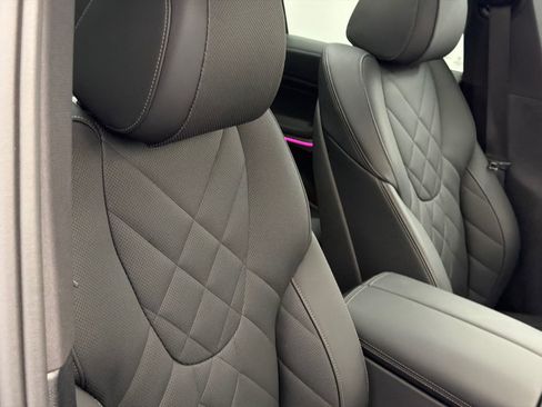 Used 2026 BMW X5 xDrive40i image 10