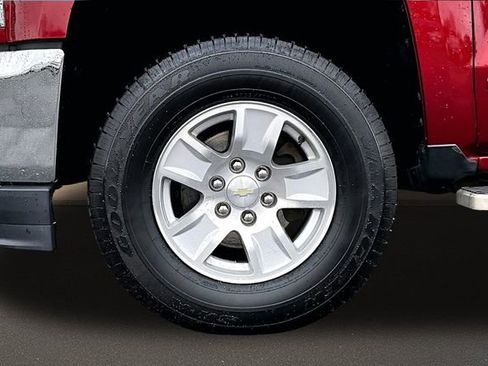 Used 2018 Chevrolet Silverado 1500 LT w/ All Star Edition image 8