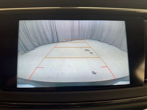 Used 2019 Buick Enclave Essence image 29