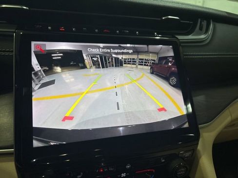 Used 2021 Jeep Grand Cherokee L Limited w/ Trailer Tow Group (B) image 41