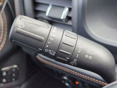 Certified 2023 Ford Expedition Max Platinum image 34