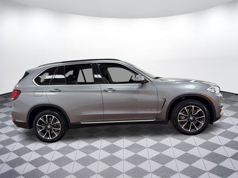 Used 2016 BMW X5 xDrive50i AWD/4WD image 8