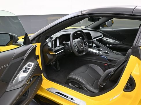Used 2026 Chevrolet Corvette Z06 RWD image 11