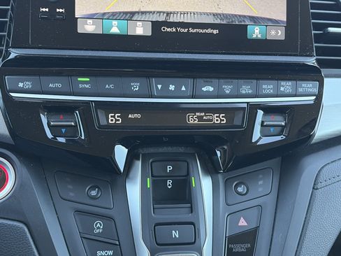 Certified 2025 Honda Odyssey EX-L image 32