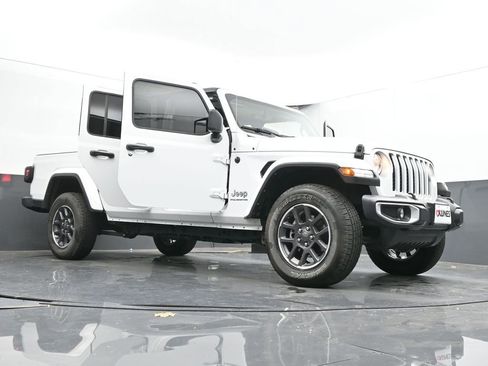 Used 2023 Jeep Gladiator Overland image 67