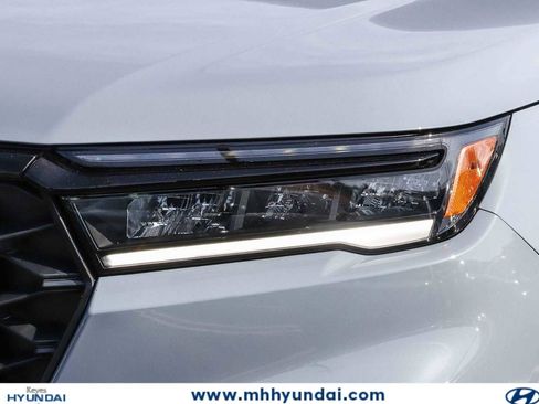 Used 2025 Honda Pilot Sport image 7