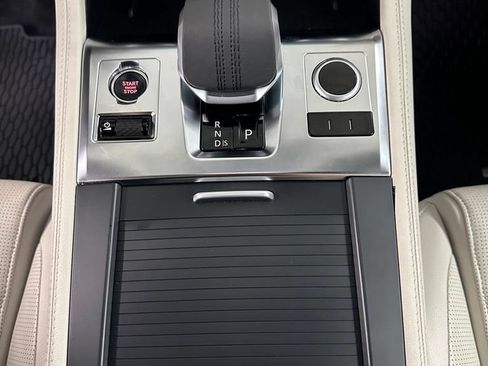 Used 2024 Jaguar F-PACE R-Dynamic S AWD/4WD image 18