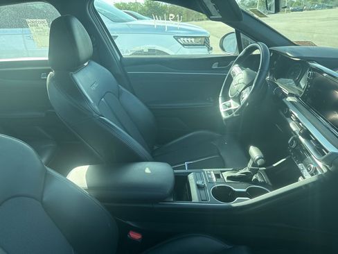 Used 2022 Kia K5 GT-Line image 11