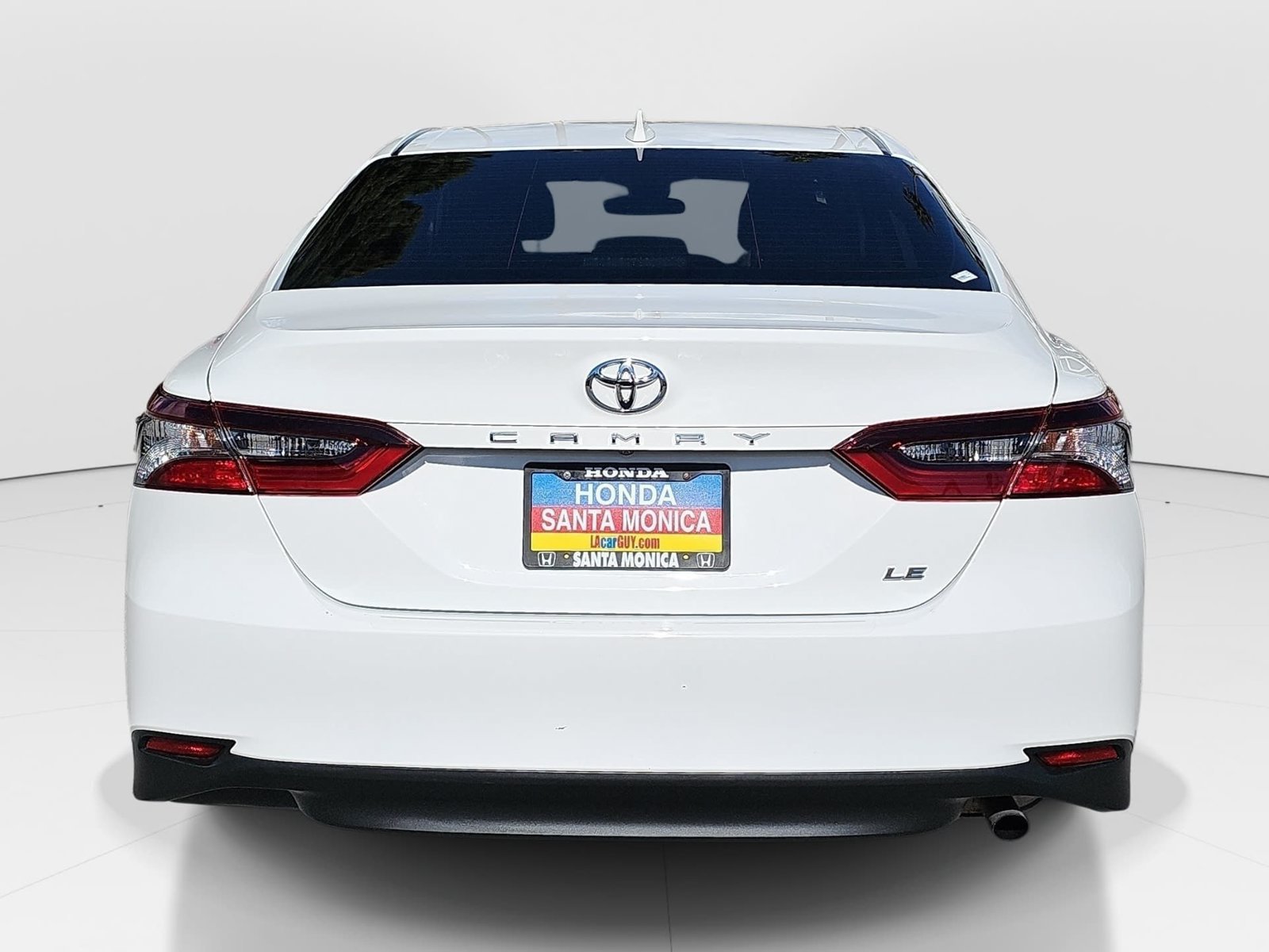 Used 2024 Toyota Camry LE FWD image 6