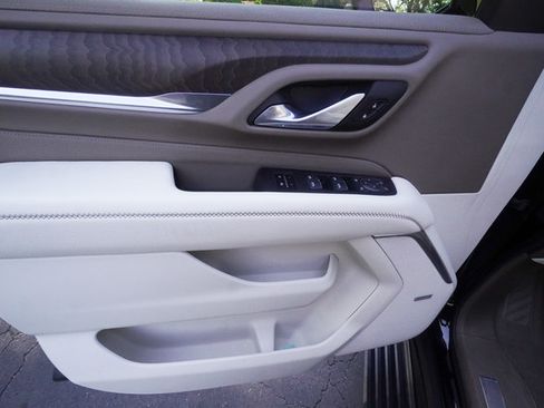 Used 2024 GMC Yukon Denali AWD/4WD image 11