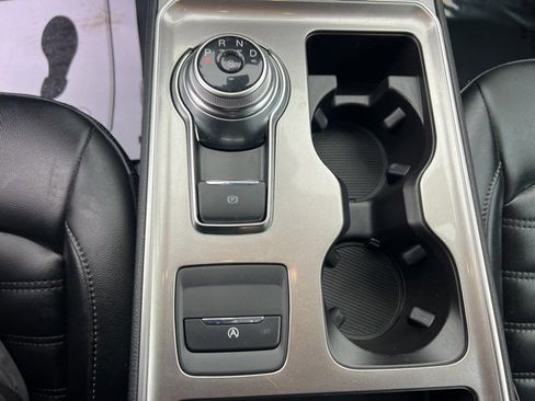 Used 2023 Ford Edge SEL w/ Convenience Package image 32