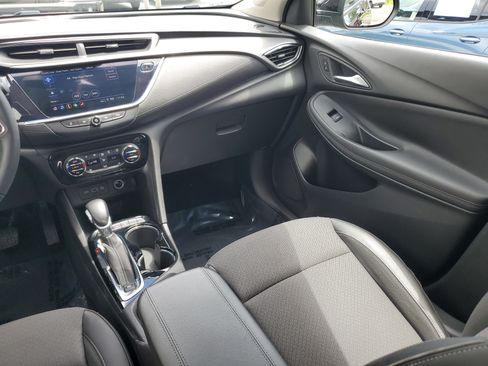 Used 2023 Buick Encore GX Select w/ Sport Touring Package FWD image 17