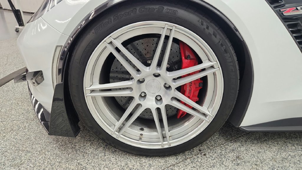 Used 2017 Chevrolet Corvette Z06 RWD image 15