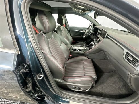 Used 2023 Genesis G70 2.0T w/ Sport Prestige Package image 29