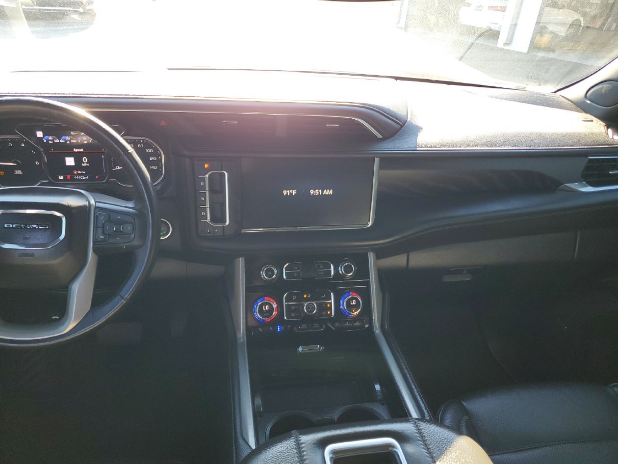 Used 2021 GMC Yukon Denali RWD image 13