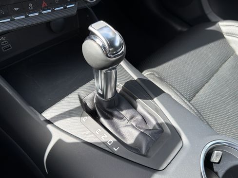 Used 2025 Ford Mustang Convertible RWD image 89
