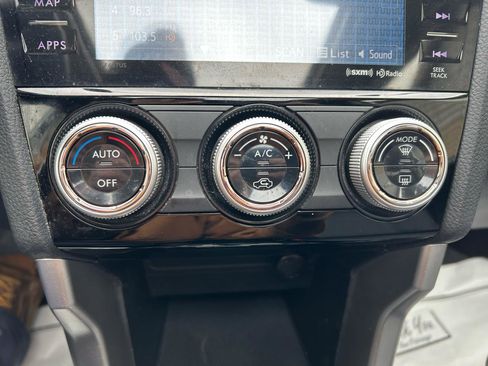 Used 2016 Subaru Forester 2.5i Limited image 28