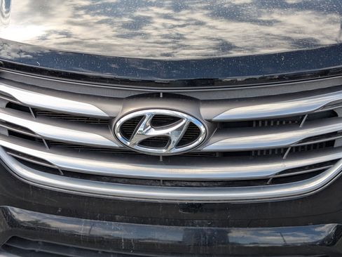 Used 2018 Hyundai Santa Fe Sport 2.0T AWD/4WD image 12