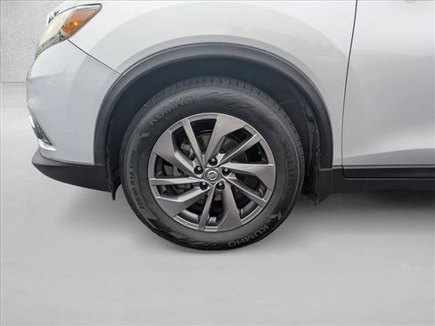 Used 2016 Nissan Rogue SL w/ SL Premium Package image 24