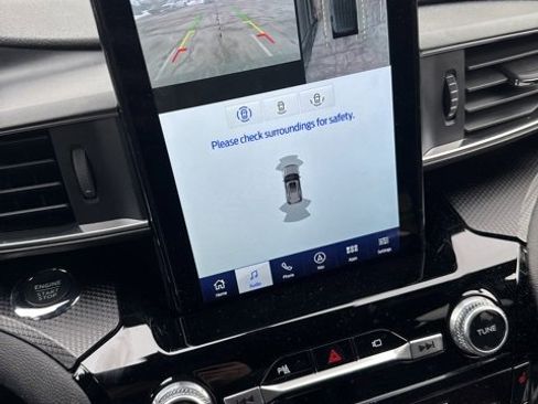 Used 2022 Ford Explorer ST w/ Equipment Group 401A image 9