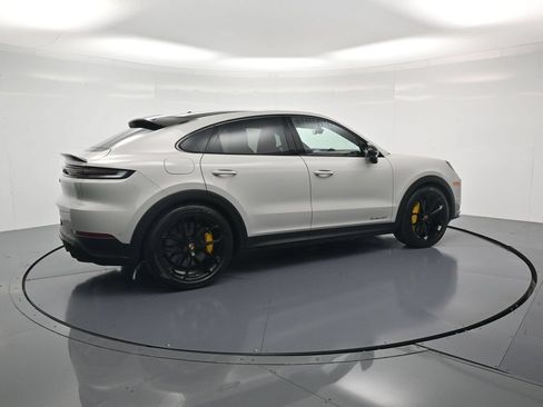Certified 2025 Porsche Cayenne Turbo GT AWD/4WD image 51
