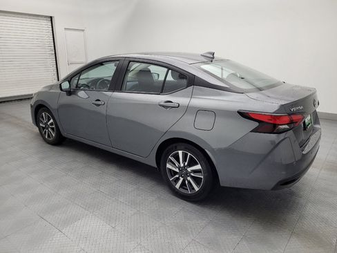 Used 2025 Nissan Versa SV image 3