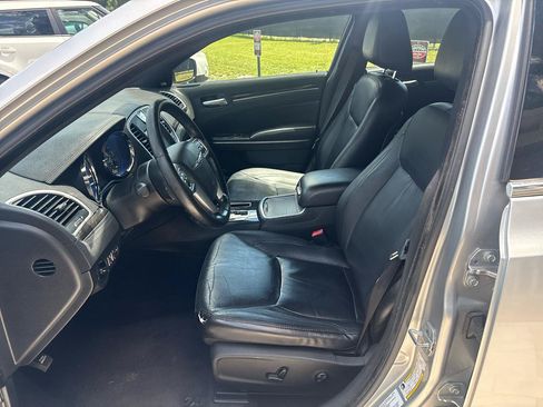 Used 2011 Chrysler 300 Limited w/ Sound Group RWD image 9