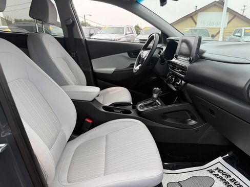 Used 2023 Hyundai Kona SEL AWD/4WD image 15